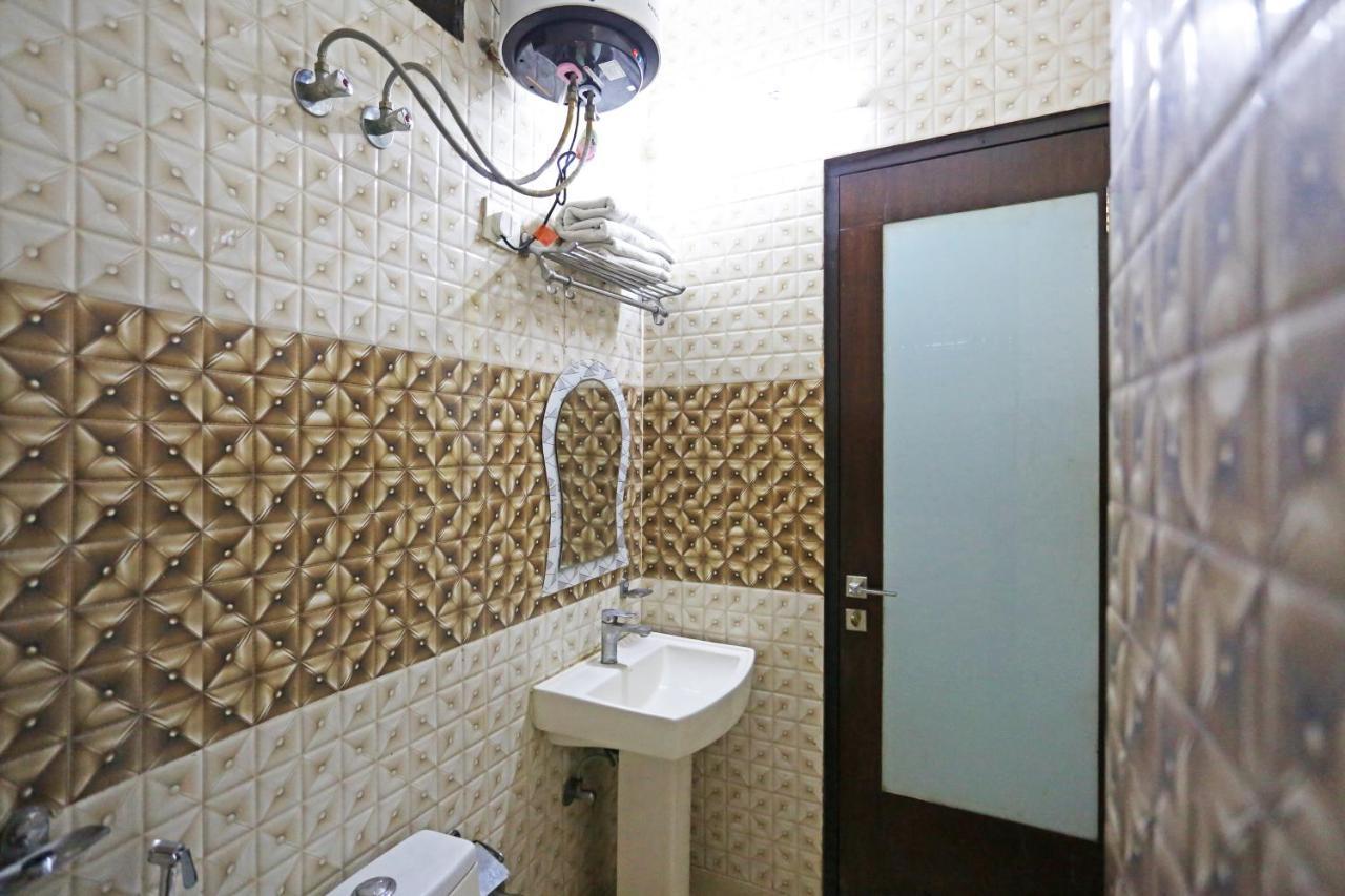 Hotel Star Inn Suite - Delhi Airport Нью-Дели Экстерьер фото